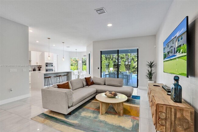 Building Photo - 10795 Oceano Wy