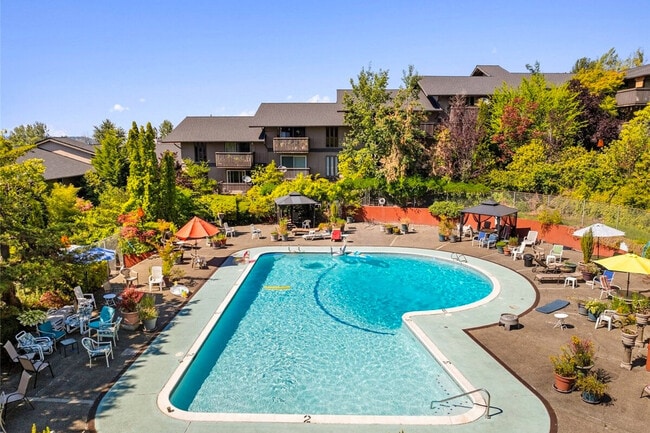 Building Photo - 1425 S Puget Dr