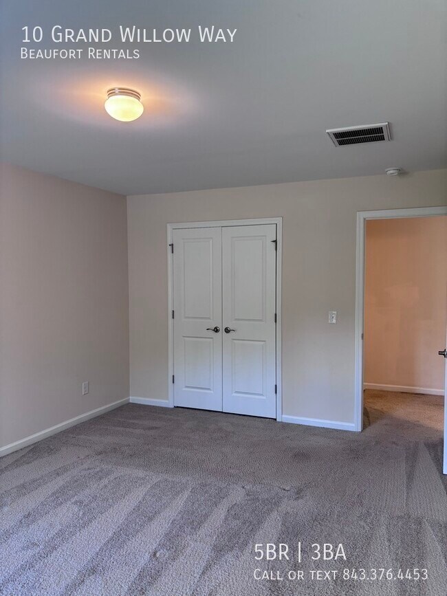 Building Photo - 10 Grand Willow Way