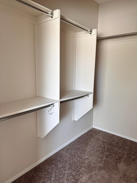 Building Photo - 2603 Solera Moon Dr