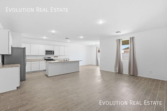 Building Photo - 11852 N Stanton Ct