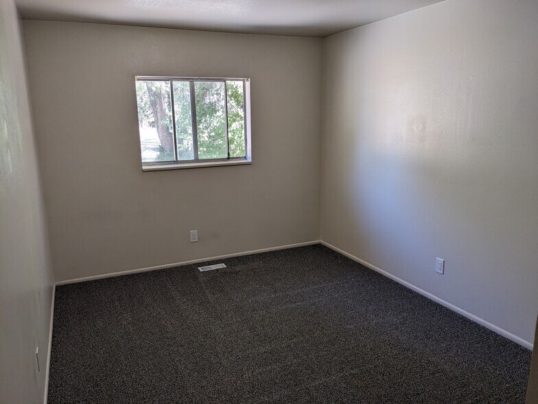 Building Photo - 2096 S Nevada Ave