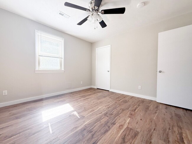 Building Photo - Newly Renovated 3-Bedroom Home with Fenced Backyard and Covered Patio in Cookeville