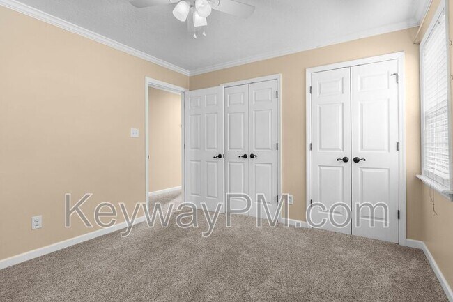 Building Photo - 4851 Appletree Ct
