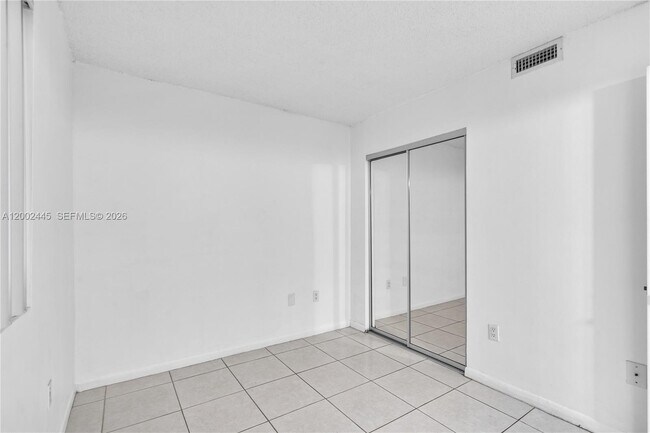 Building Photo - 8255 SW 152nd Ave