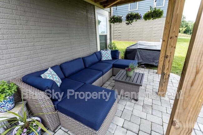 Building Photo - 1480 Delphi Ln