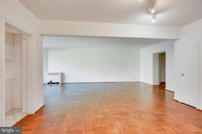 Building Photo - 2500 Q St NW