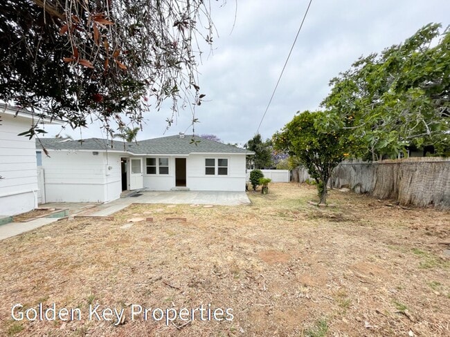 Building Photo - Charming single level home in South Oceans...