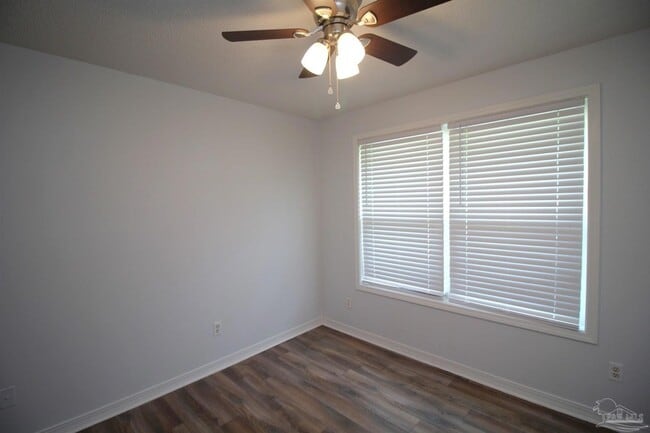 Building Photo - 7679 Old Hickory Dr