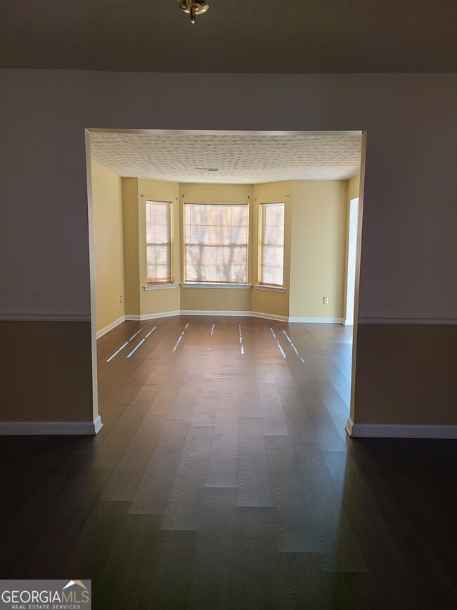 Building Photo - 165 Concord Terrace