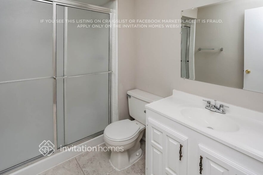 Building Photo - 553 Shadowcrest Ln