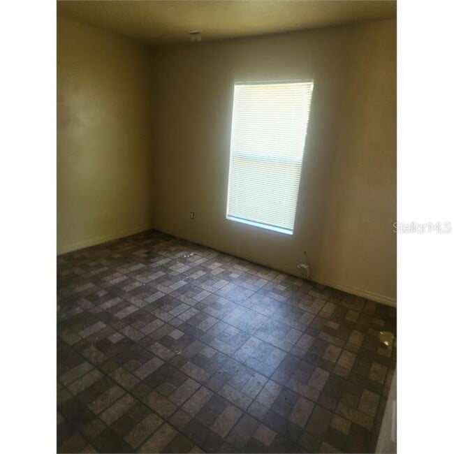 Building Photo - 3206 E Mohawk Ave