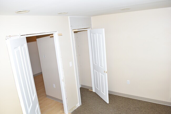 Building Photo - 72 Campbell Mill Rd