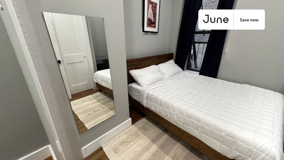 Building Photo - 826 9th Ave