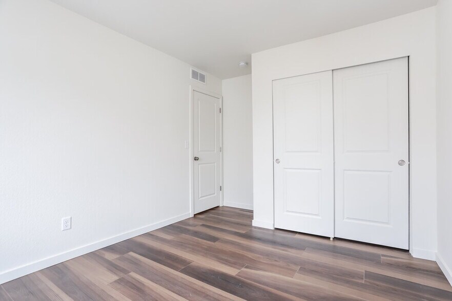 Building Photo - 4736 N Tower Dr