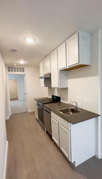 Building Photo - 5018 Primrose Rdg