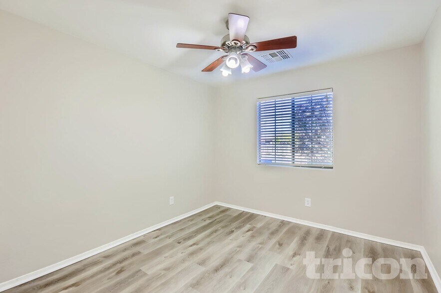 Building Photo - 2244 S 238th Ln
