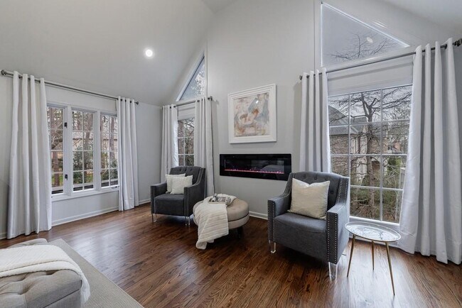 Building Photo - 459 Atlanta Country Club Dr