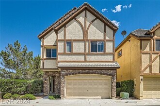 Building Photo - 348 Hanbury Manor Ln