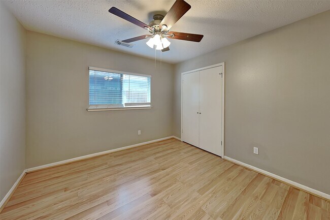 Building Photo - 24034 Shaw Perry Ln