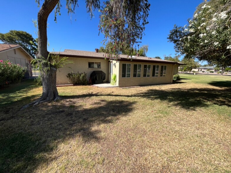 Building Photo - 522 Leisure World