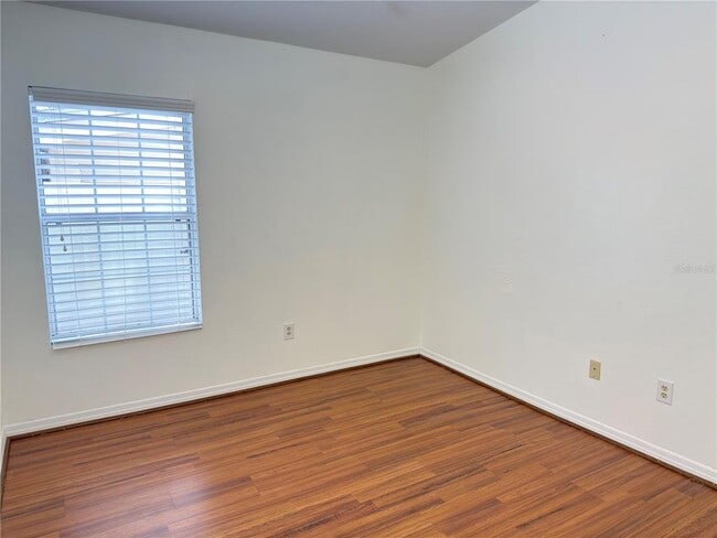 Building Photo - 414 Ulelah Ave