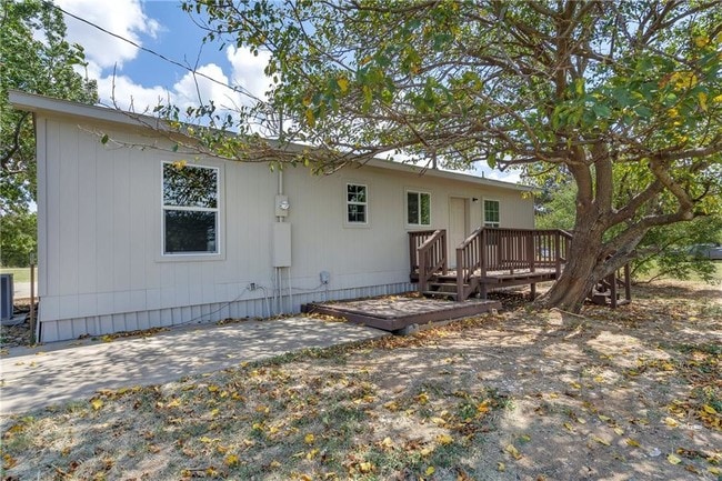 Building Photo - 5753 Blackburn Dr