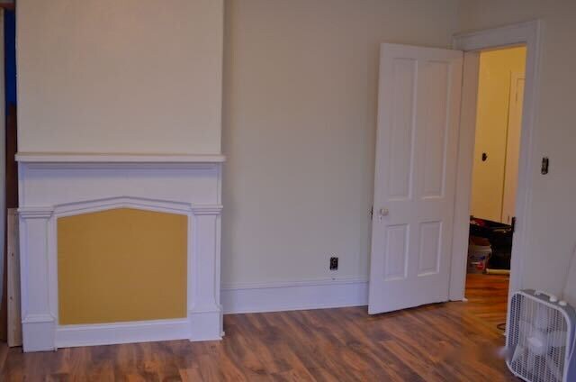 Building Photo - 100 NE 4th St