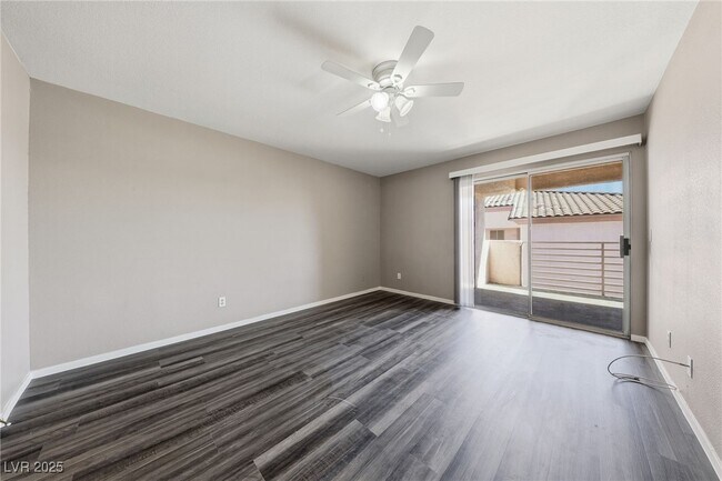 Building Photo - 4555 E Sahara Ave