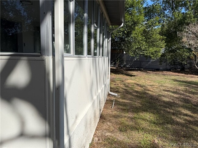 Building Photo - 7 N Jackson St