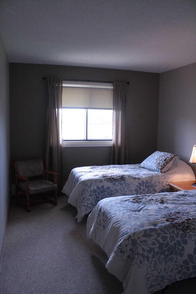 Building Photo - Cokato Apartments