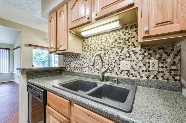 Building Photo - 4111 Coral Meadow Ct