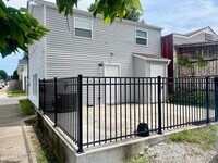 Building Photo - 1101 Goss Ave