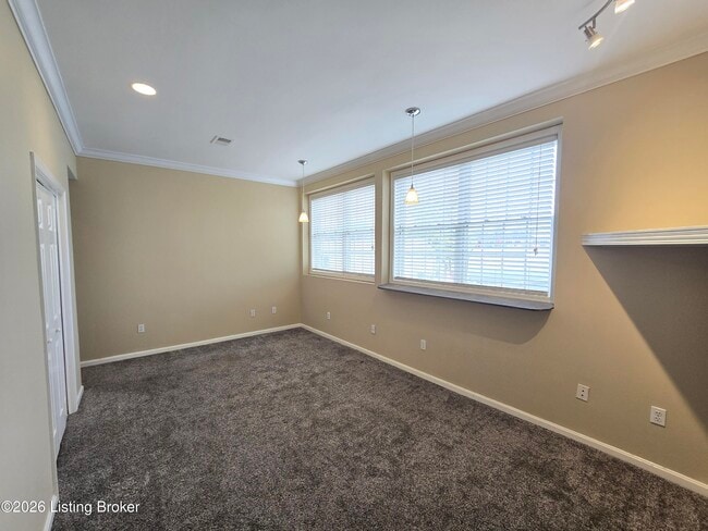 Building Photo - 2405 Blankenbaker Rd