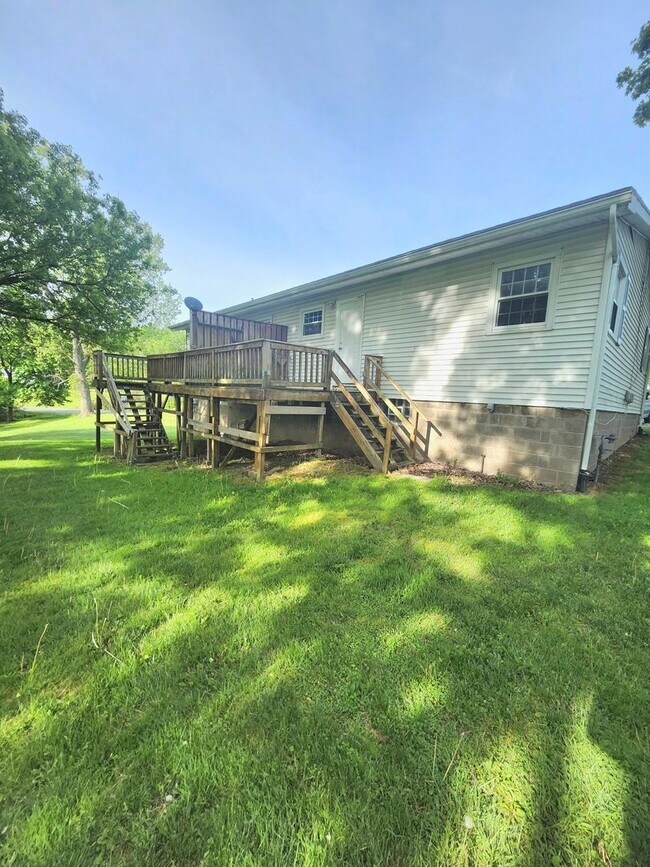 Building Photo - 3254-3256 County Line Rd