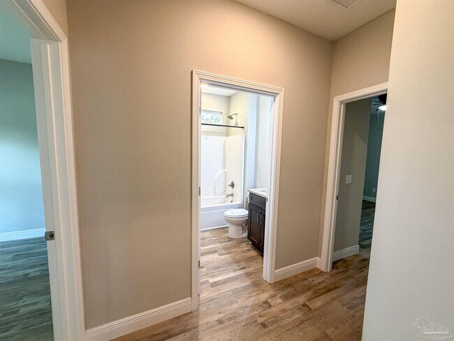 Building Photo - 1608 Toni St