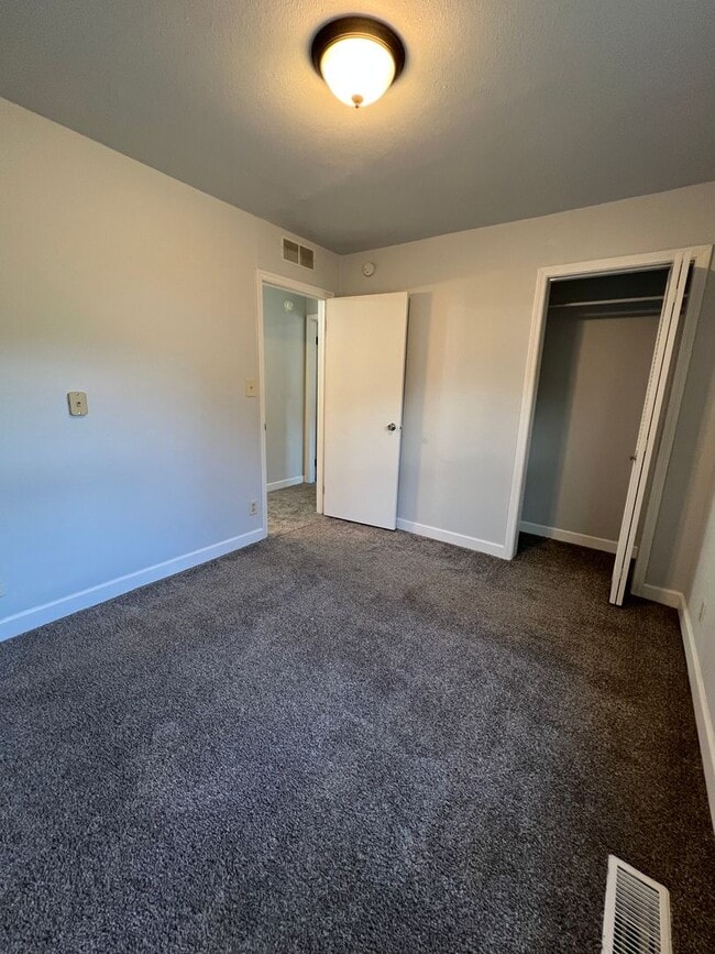 Building Photo - ~Applications Pending~ FALL SPECIALS GALOR...