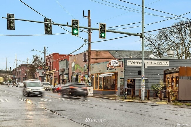 Building Photo - 6650 Corson Ave S