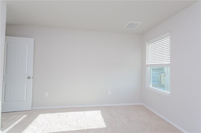 Building Photo - 13525 Brahmin Dr