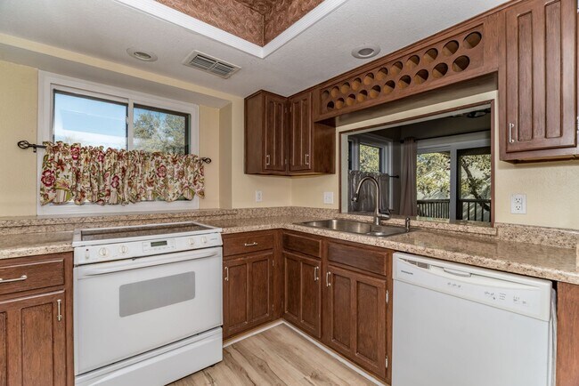 Building Photo - 14122 Churchill Estates Blvd