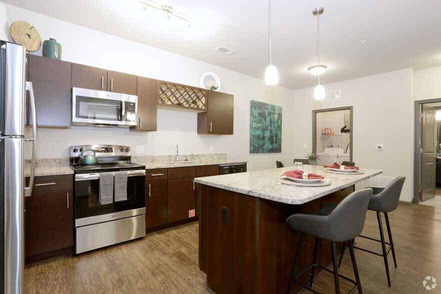 2BR Grand Courtyard - Kitchen - Springs At South Elgin