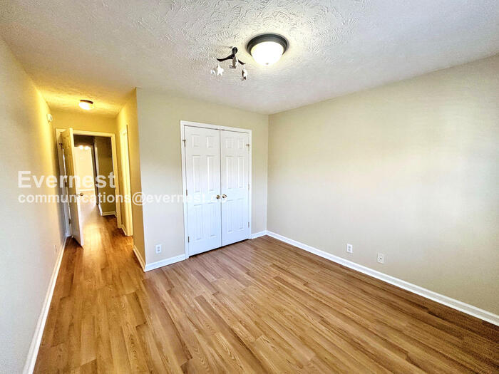 Building Photo - 3032 Denny Brooke Ln