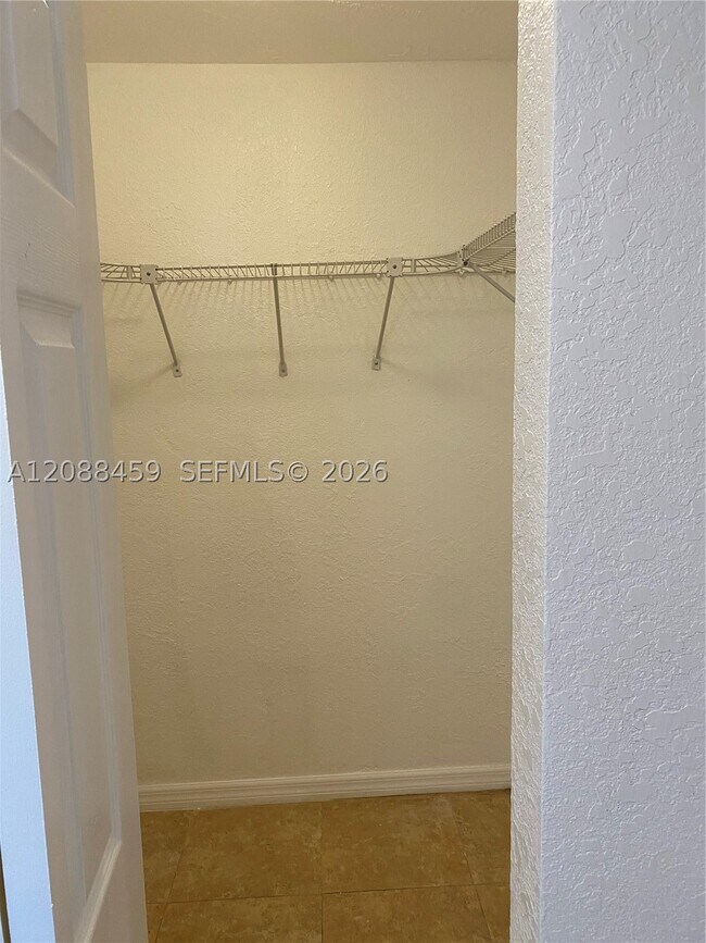 Building Photo - 14500 SW 88th Ave