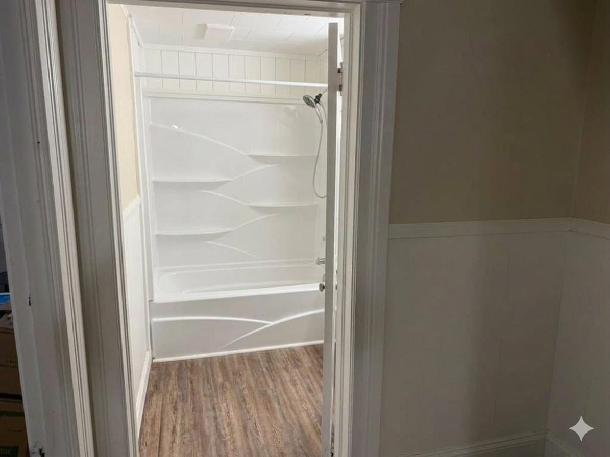 Building Photo - 901 W Main St