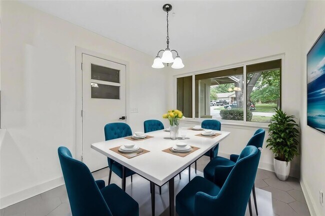 Building Photo - 3936 Piedmont Rd