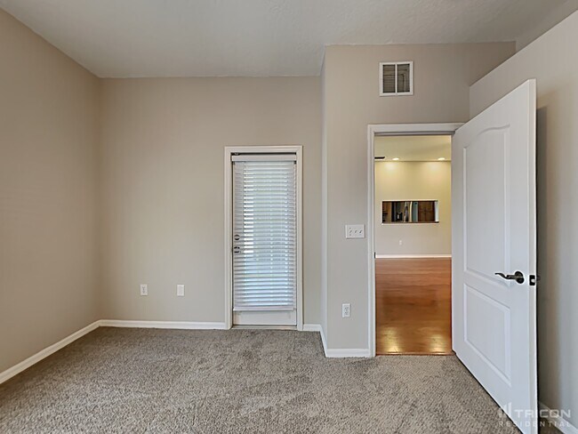 Building Photo - 24409 Breezy Oak Ct