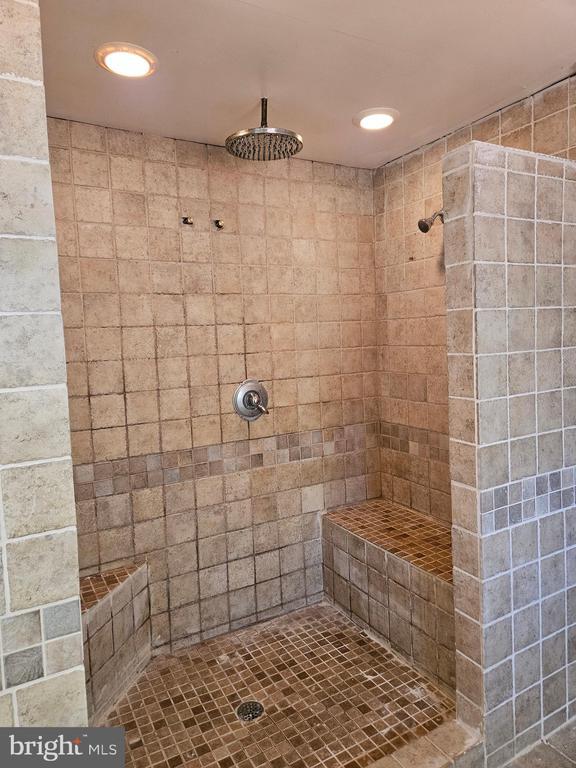 Building Photo - 25513 Hill Rd