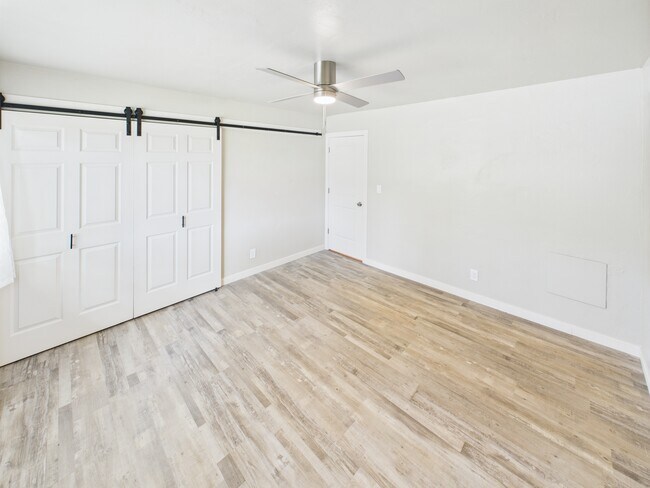 Building Photo - 1044 Coronado Pkwy S