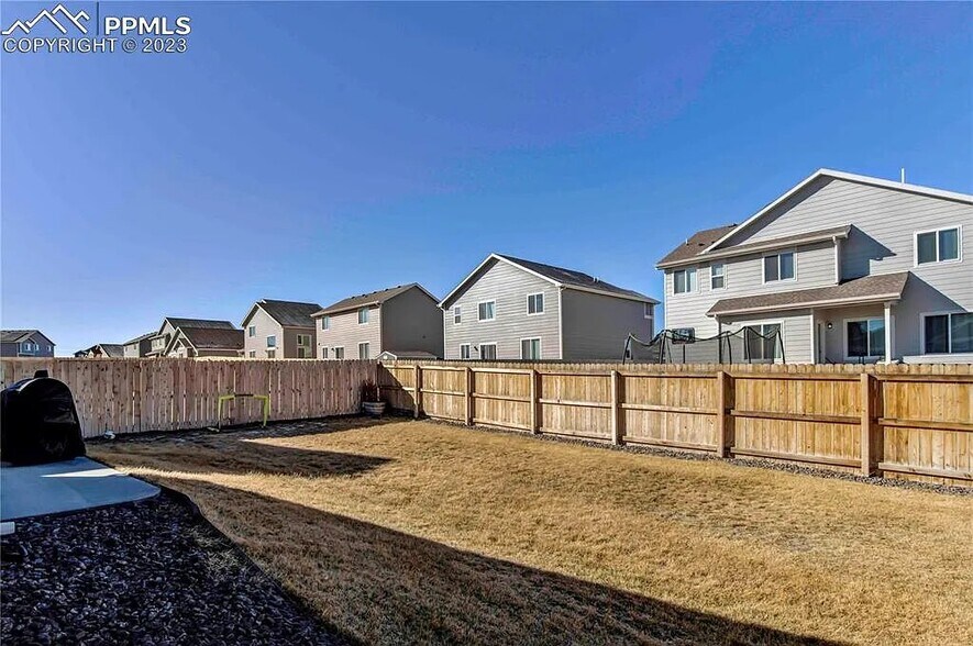 Building Photo - 6512 Tillamook Dr