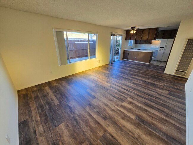 Building Photo - 7474-76 Armstrong Pl